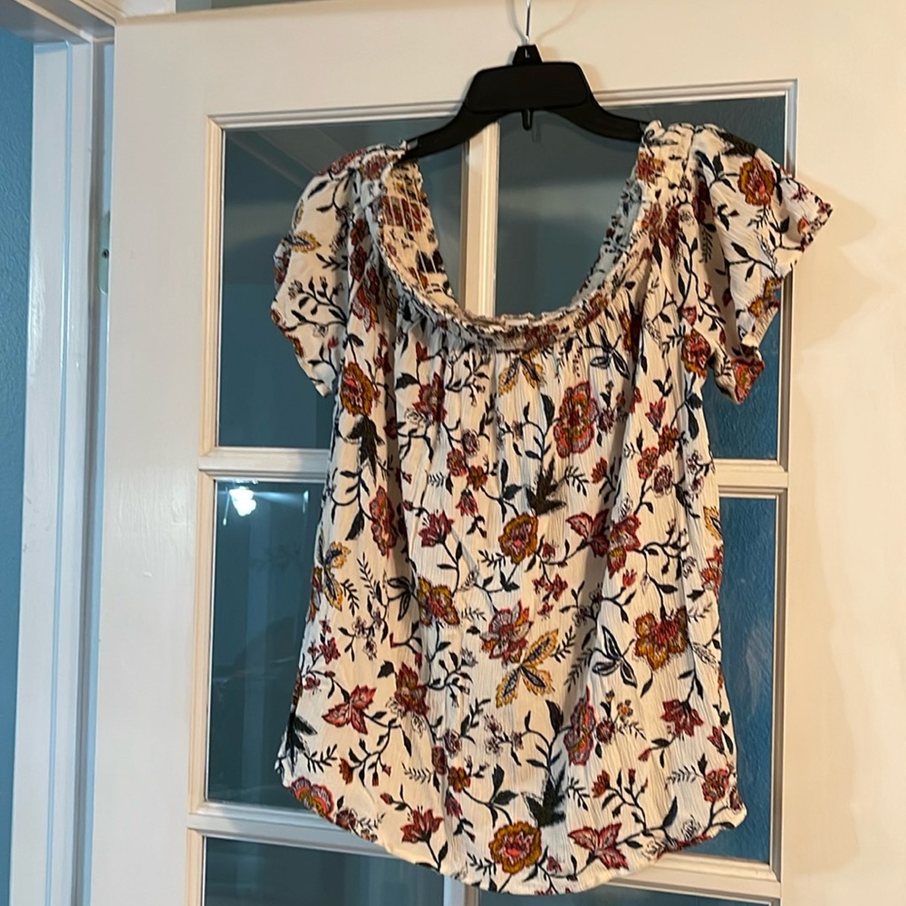 Women’s Off the shoulder top - size XL